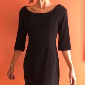 Tahari cocktail dress size 8 NWT 38 inches long